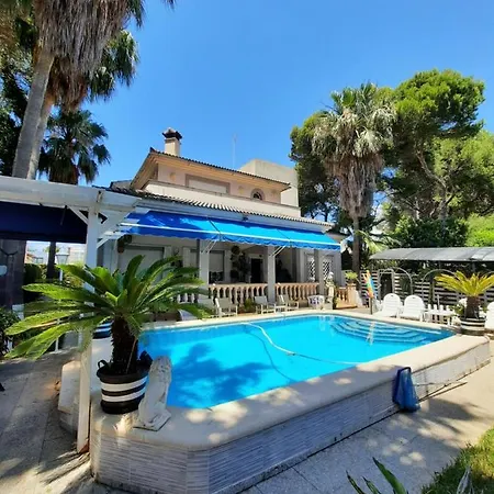 Matias Pool And Beach