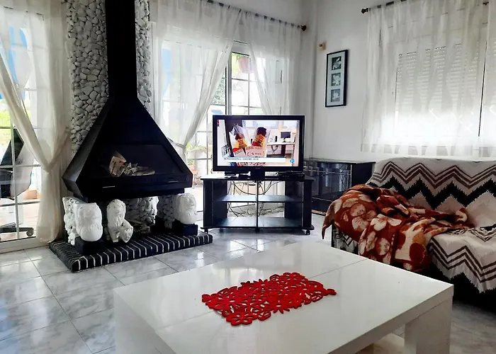 Matias Pool And Beach